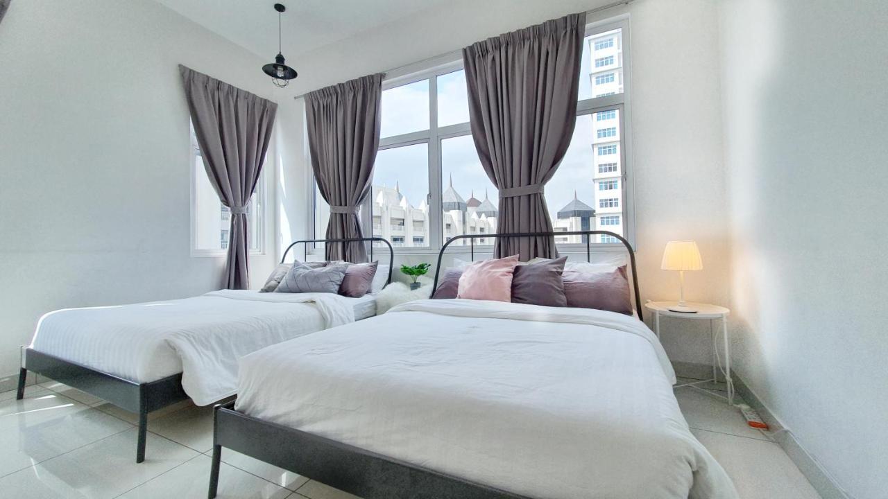 No.7 The Zebra @ Puchong Skypod Residence Экстерьер фото